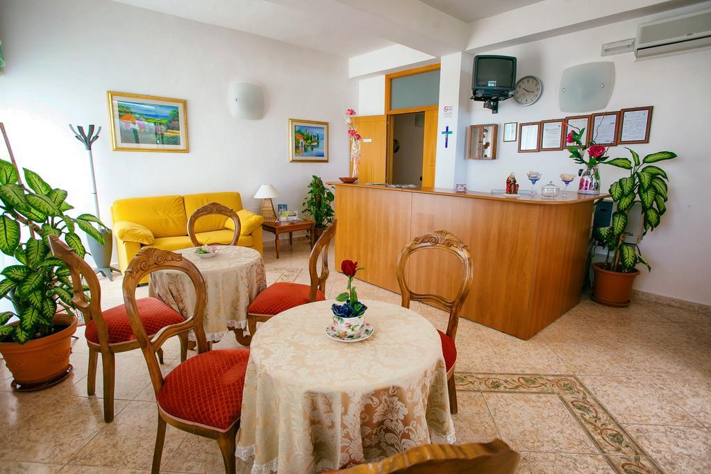 Hotel Порто-Бадиско Экстерьер фото